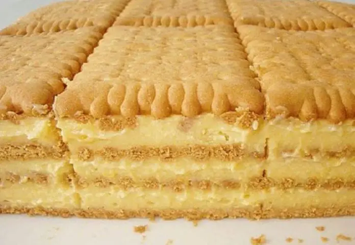 Desert rapid cu biscuiți și cremă - Rețetă delicioasă