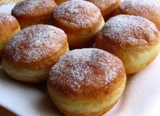 Ingredientul banal care face gogoşile pufoase şi nemaipomenit de gustoase