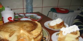 Descoperă cel mai simplu și delicios tort cu cremă de zahăr ars - Rețeta este surprinzător de ușoară!