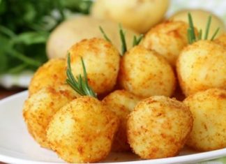 Descoperă o rețetă simplă și gustoasă de chifteluțe din cartofi și brânză