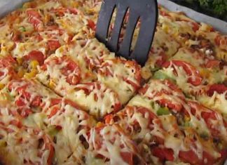 Pizza de Casă Gata în 40 de Minute – Rețetă Rapidă și Ușoară, Fără Frământare