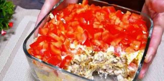 Descoperă rețeta simplă și delicioasă a unei salate cu piept de pui gata in 15 minute