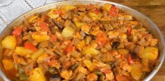 Rețetă delicioasă de piept de pui cu legume și ardei iute la cuptor