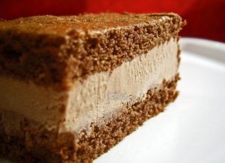Descoperă o delicatesă delicioasă și răcoritoare: sandwich-ul cu înghețată, un desert care te va cuceri pe loc