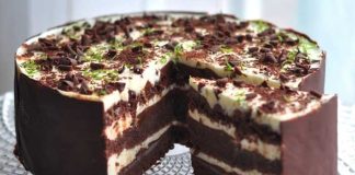 Tort cu ciocolată și lime – un deliciu dulce-acrișor