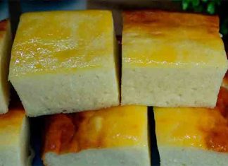 Prajitură cu brânză de vaci și gris: O delicatesă pufoasă și aerată