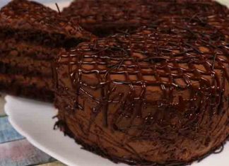 Tort de Ciocolată Fără Coacere - Rețetă Simplă și Rapidă