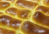 Strudele de Casă Pufoase Umplute cu Dulceață - Rețetă Simplă și Gustoasă