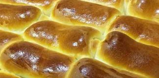 Strudele de Casă Pufoase Umplute cu Dulceață - Rețetă Simplă și Gustoasă