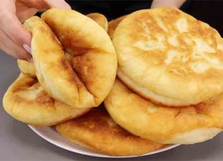 Descoperă reteta de Plăcinte cu Brânză - Aluatul din Cartofi, Secretul Delicios