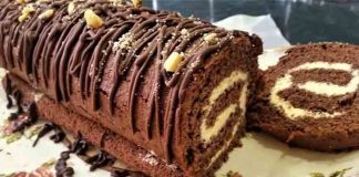 Descoperă cum poți pregăti o ruladă ușoară și delicioasă, umplută cu ciocolată și cremă de lapte condensat, în doar câțiva pași simpli.