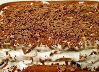Tort de Biscuiți cu Banane – Desert Rapid fără Coacere