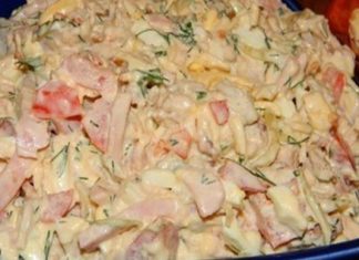 Salată cu Piept de Pui – Delicioasă și Ușor de Preparat