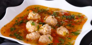 Evită Această Greșeală Frecventă când Gătești Ciorba de Perișoare