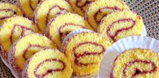 Rețetă Rapidă și Simplă de Ruladă cu Fructe și Nucă de Cocos 