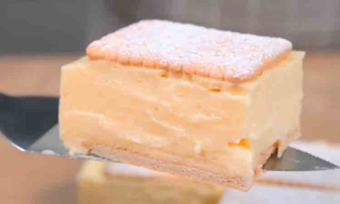 Deliciu cremos cu biscuiți - Rețetă rapidă și răcoritoare