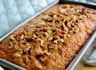 Descoperă Reteta de Chec delicios cu nucă și banane - Deliciu simplu și rapid gata în doar 60 minute