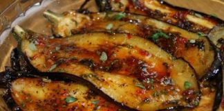 Rețetă Autentică de Vinete Marinate cu Usturoi și Verdeață - Deliciu Italian
