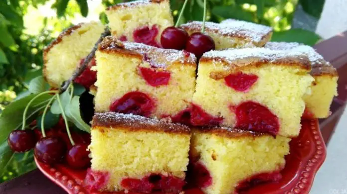Deliciul Verii: Prajitura cu Cirese - O Alegere Simplă, Rapidă și Gustoasă