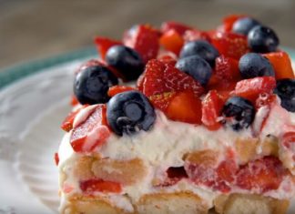 De Sezon:Tiramisu cu Căpșuni - Deliciu Fără Coacere și Fără Ouă
