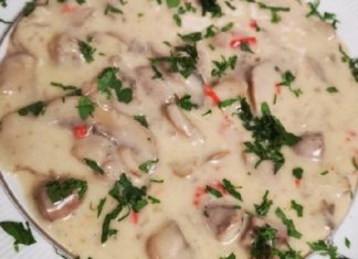 Rețetă Delicioasă de Pipote cu Ciuperci și Smântână