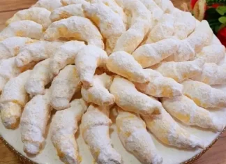 Cornulețe Fragede, Dulci și Gustoase: Rețeta Perfectă Ce Ne Aduce Aminte De Copilărie