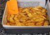 Descoperă o variantă clasică a prăjiturii răsturnate cu mere, reîmprospătată cu o metodă de preparare simplă și savuroasă!