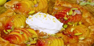 Tartă Fragedă cu Nectarine – Un Deliciu De Sezon