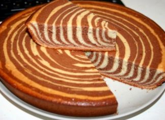 Rețetă Chec "Zebră" de Casă: Un Deliciu Ce Arată Super Apetisant