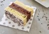 Tort în Două Culori cu Blaturi de Vanilie și Cacao: Surprinde-ți Musafirii