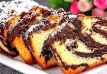 Se topește în gură! Prăjitură marmorată „8 linguri”